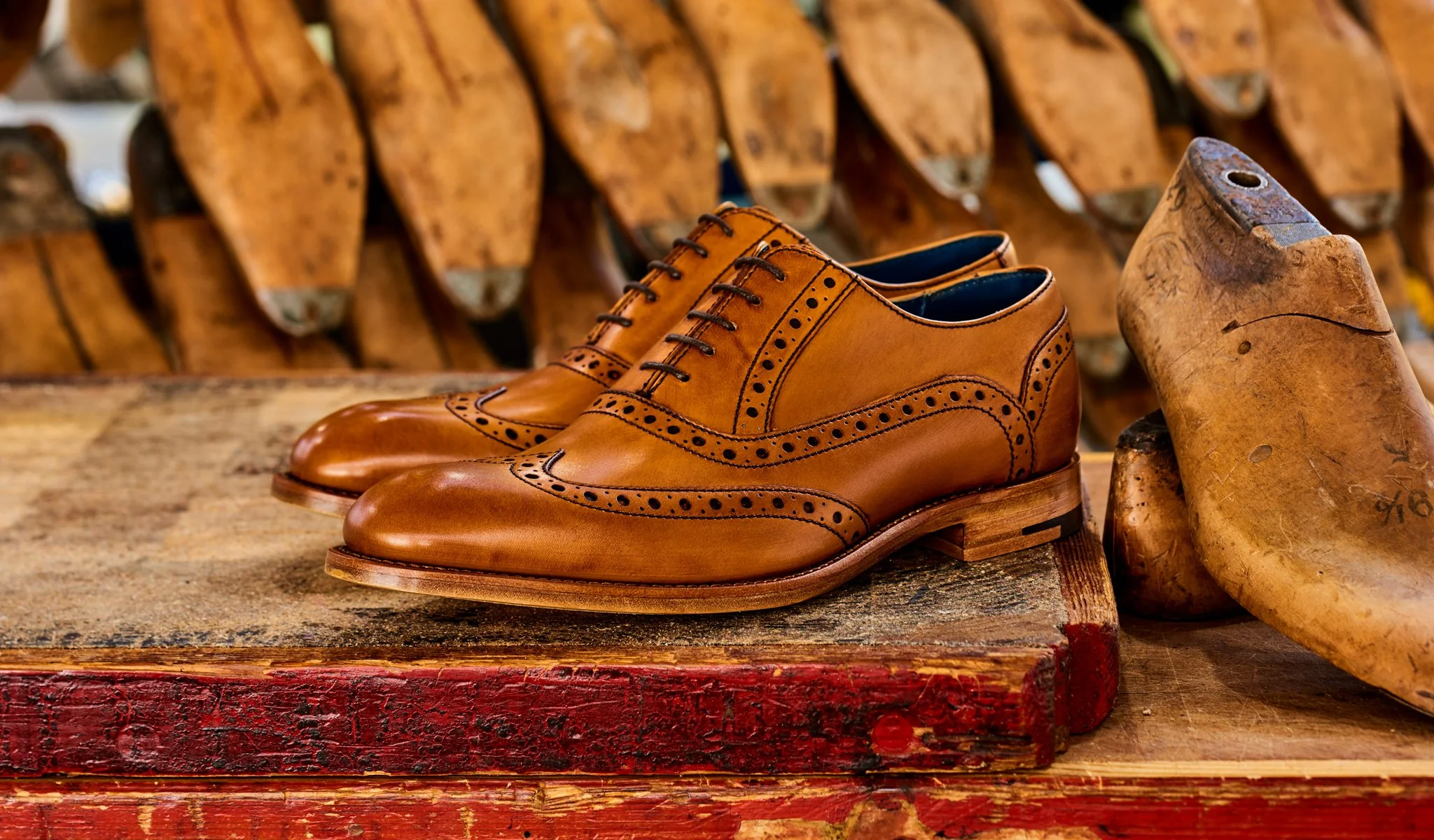 Grant - Walnut / Navy Calf / Paisley Laser - Image 7